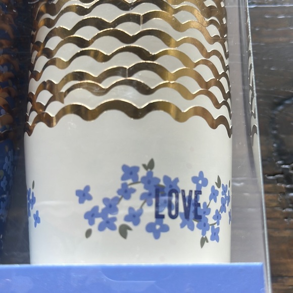 50 BLUE AND GOLD BAKING CUPS - Picture 4 of 7